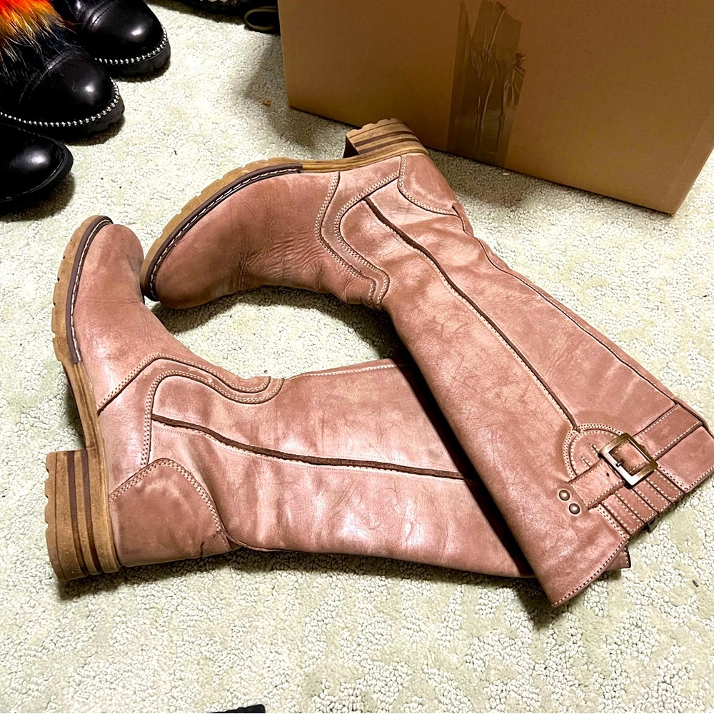 Women’s Boots